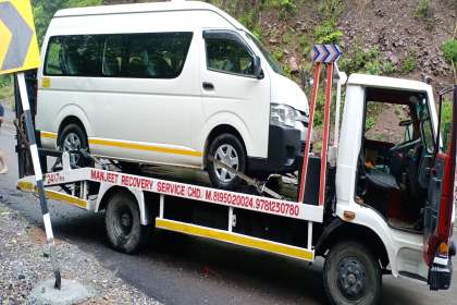 Manjeet Towing Services, Best Flatbed Towing Service In Mohali, 7 Top Flatbed Towing Service In Mohali, 24 Hour Flatbed Towing Service In Mohali, Flatbed Towing Service near me, Flatbed Towing Service 